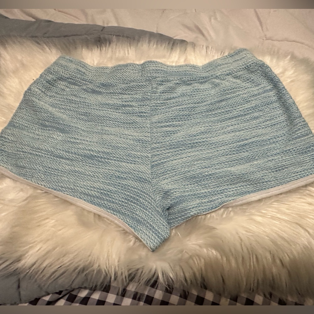 Hollister Cotton Pastel Blue Shorts•L - Picture 8 of 16